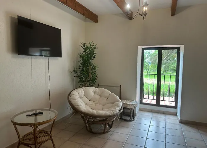 Celinatura Pensión Preneron