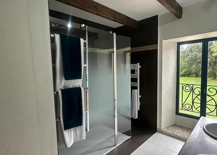 Pensión Celinatura 3*